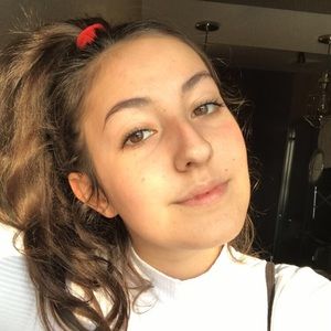 Meet your Posher, Maya